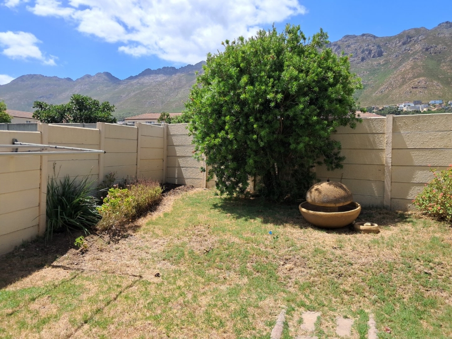 2 Bedroom Property for Sale in Admirals Park Western Cape